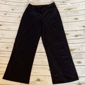 Halara criss cross waistband black wide leg legging never worn